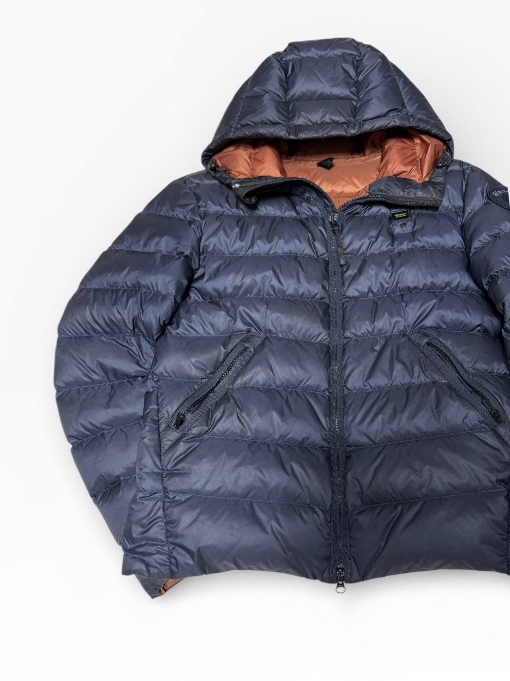 Blauer Pufferjacke
