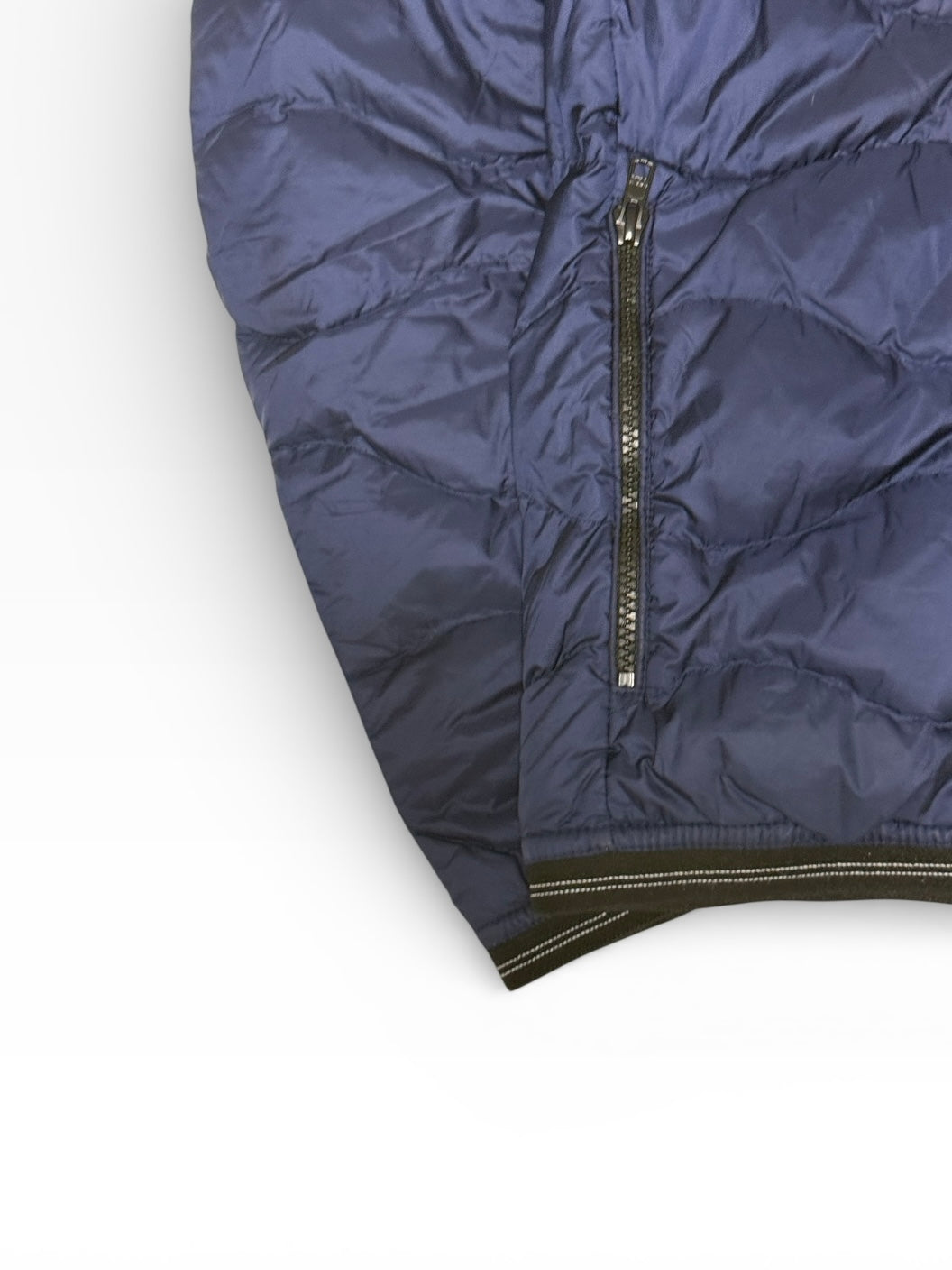 Blauer Pufferjacke Marineblau